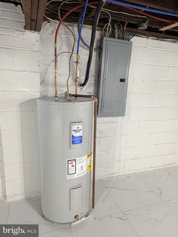 323 SAINT JAMES AVE, Cherry Hill, NJ 08002