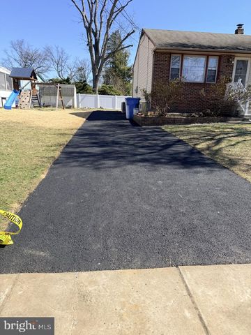 323 SAINT JAMES AVE, Cherry Hill, NJ 08002