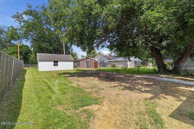 4330 Whitmore Ave, Louisville, KY 40215