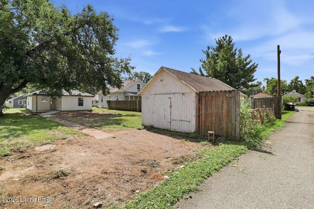 4330 Whitmore Ave, Louisville, KY 40215