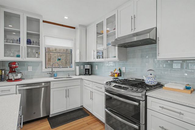60 Wheatley Road, Hinesburg, VT 05461