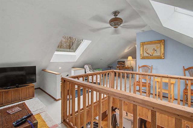 60 Wheatley Road, Hinesburg, VT 05461