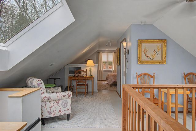60 Wheatley Road, Hinesburg, VT 05461