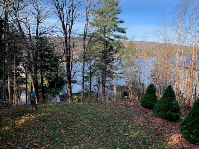 60 Wheatley Road, Hinesburg, VT 05461