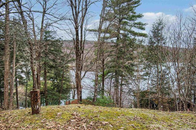 60 Wheatley Road, Hinesburg, VT 05461
