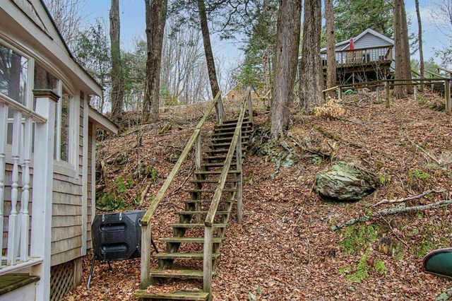 60 Wheatley Road, Hinesburg, VT 05461