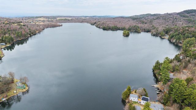 60 Wheatley Road, Hinesburg, VT 05461