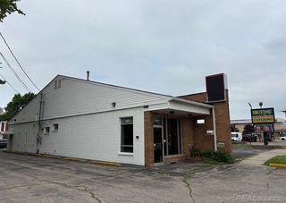 18601 15 Mile Road, Clinton Township, MI 48035