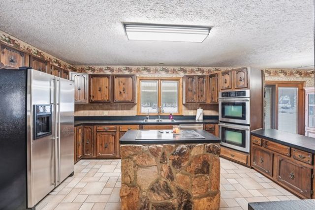 6958 Dermond Road, Lackawannock Twp, PA 16148