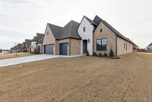 668 E 148th Place S, Glenpool, OK 74033