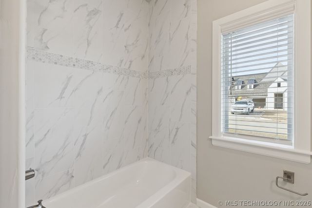 668 E 148th Place S, Glenpool, OK 74033