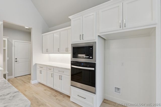 668 E 148th Place S, Glenpool, OK 74033