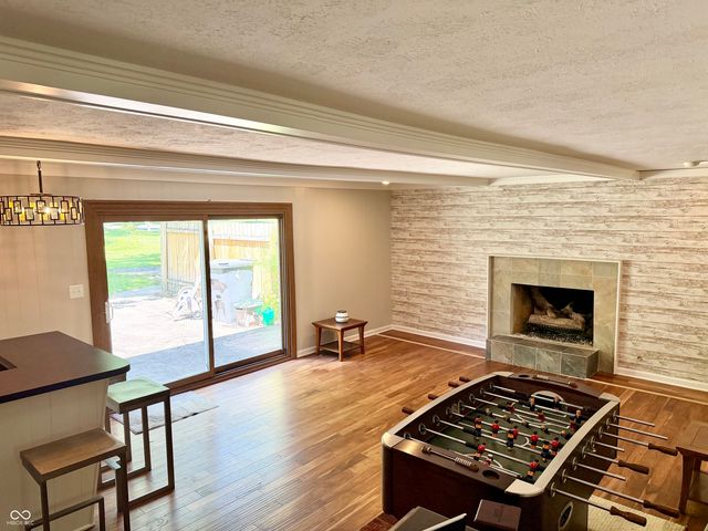 8950 Sourwood Court, Indianapolis, IN 46260