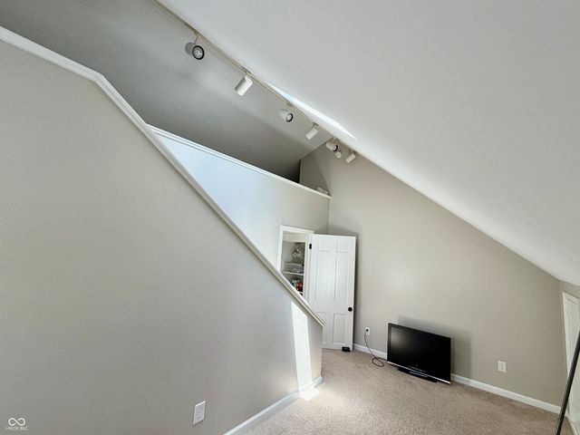 8950 Sourwood Court, Indianapolis, IN 46260