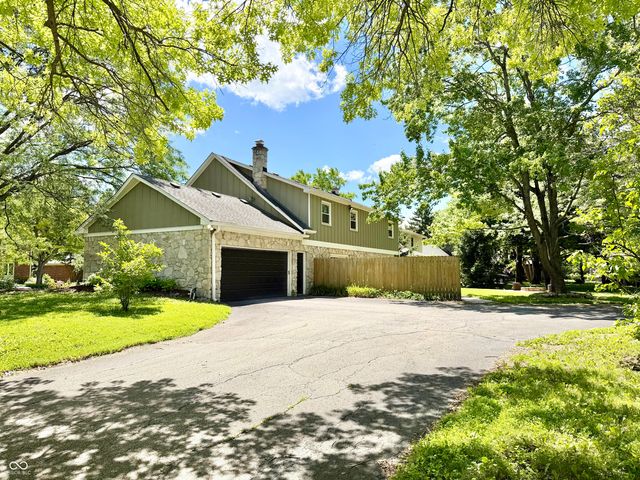 8950 Sourwood Court, Indianapolis, IN 46260