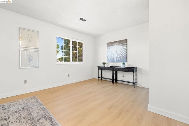 2412 Sequoia Dr, Antioch, CA 94509
