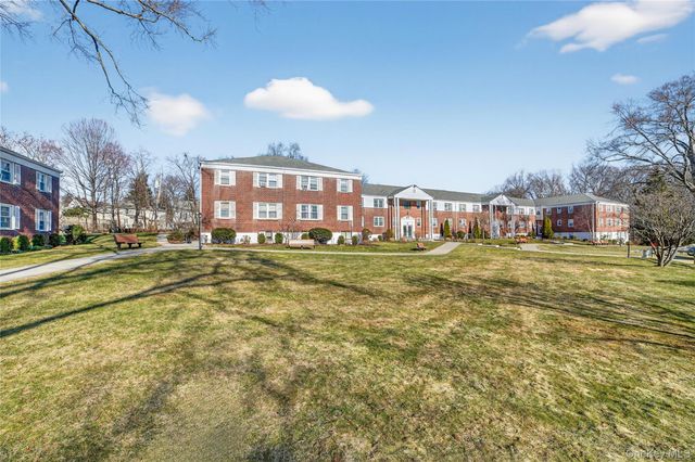 2 South Road 2P, Harrison, NY 10528