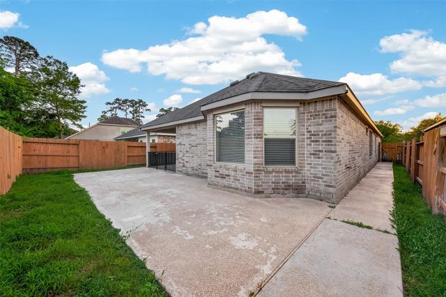15918 Tug Court, Crosby, TX 77532