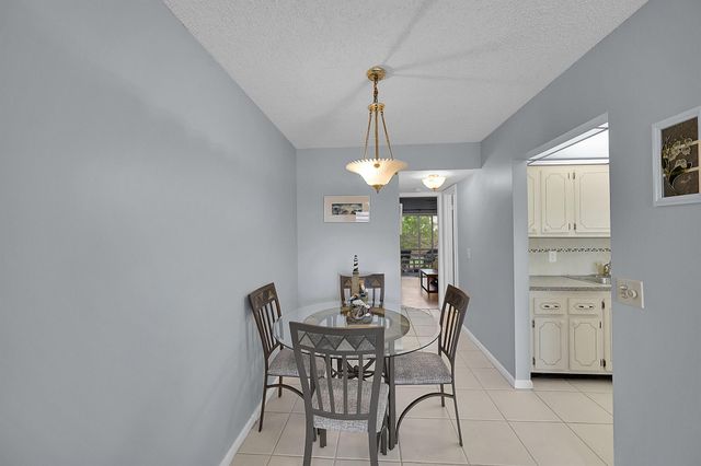 371 Durham L Circle 371, Deerfield Beach, FL 33442