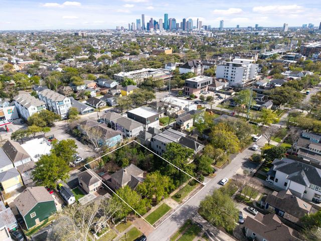 924 Allston Street, Houston, TX 77008