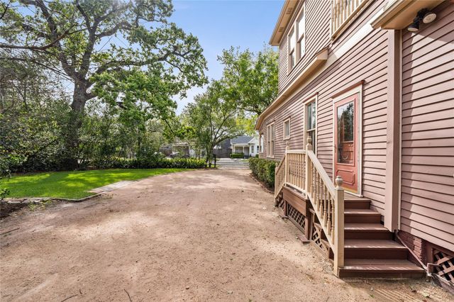 924 Allston Street, Houston, TX 77008