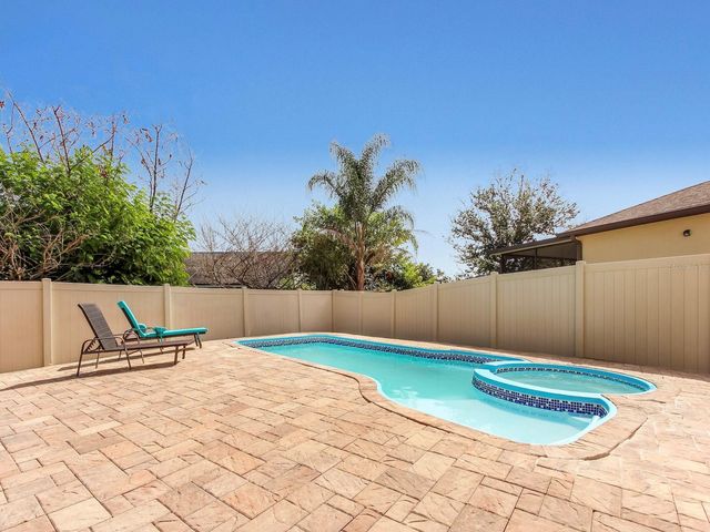 1833 CAYMAN COVE CIRCLE, St Cloud, FL 34772