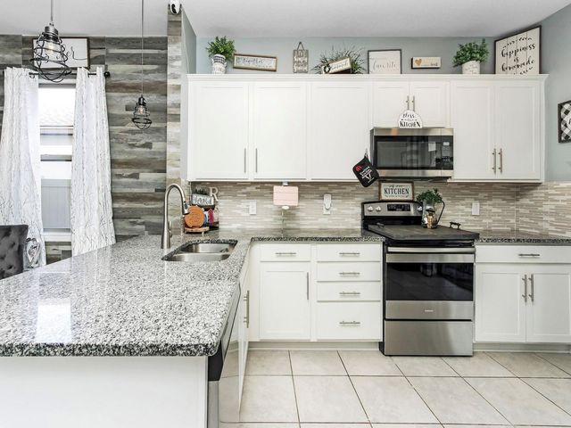 1833 CAYMAN COVE CIRCLE, St Cloud, FL 34772