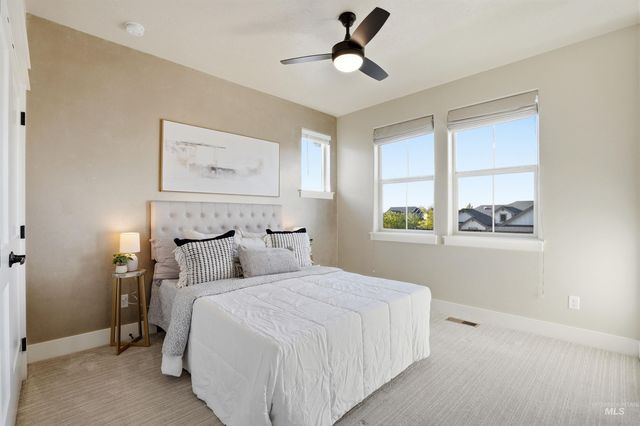 3915 W Riva Capri St, Meridian, ID 83646