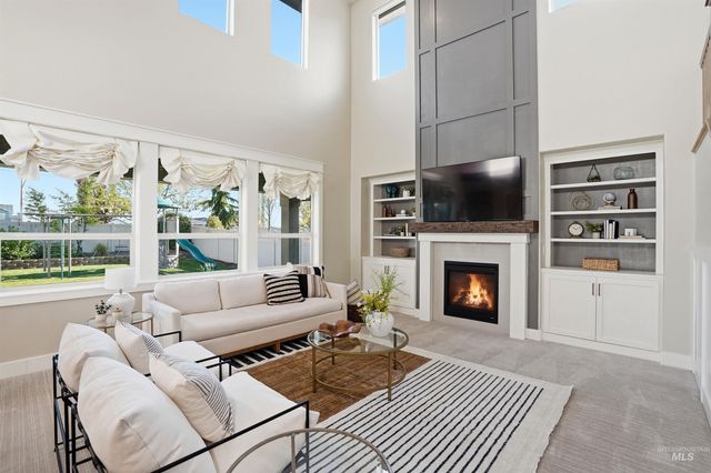 3915 W Riva Capri St, Meridian, ID 83646