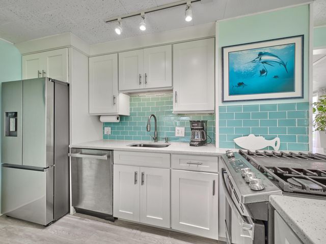 4300 SE Saint Lucie Boulevard 123, Stuart, FL 34997
