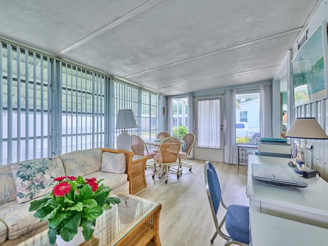 4300 SE Saint Lucie Boulevard 123, Stuart, FL 34997