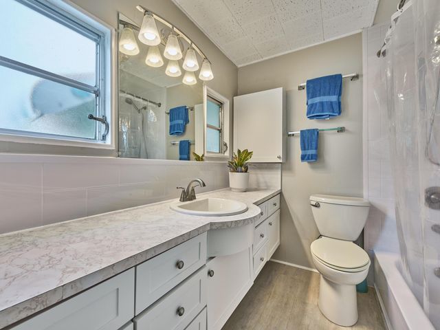 4300 SE Saint Lucie Boulevard 123, Stuart, FL 34997