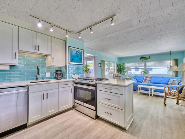 4300 SE Saint Lucie Boulevard 123, Stuart, FL 34997