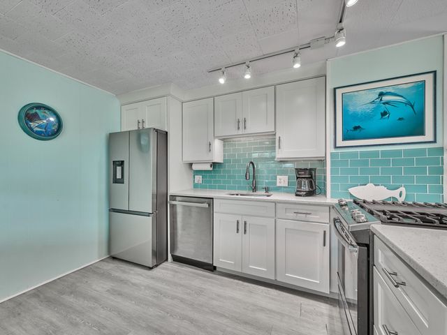4300 SE Saint Lucie Boulevard 123, Stuart, FL 34997