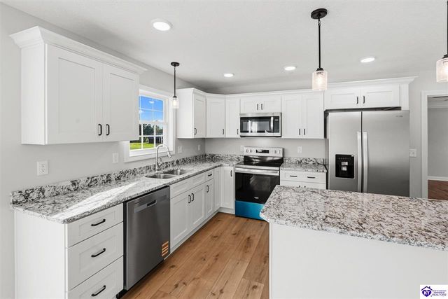 324 Beasley Boulevard, Elizabethtown, KY 42701