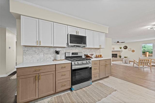 4504 Wood Avenue, Kansas City, KS 66102