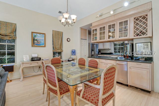 2 Canvasback Rd, Hilton Head Island, SC 29928