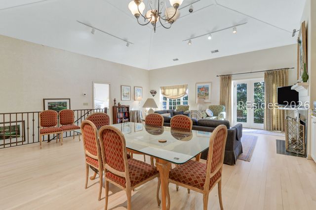 2 Canvasback Rd, Hilton Head Island, SC 29928