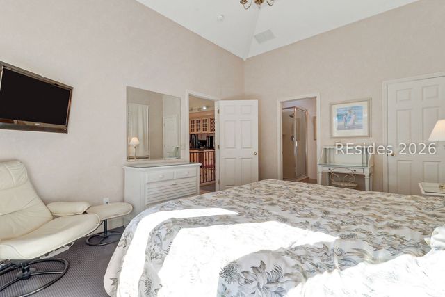 2 Canvasback Rd, Hilton Head Island, SC 29928