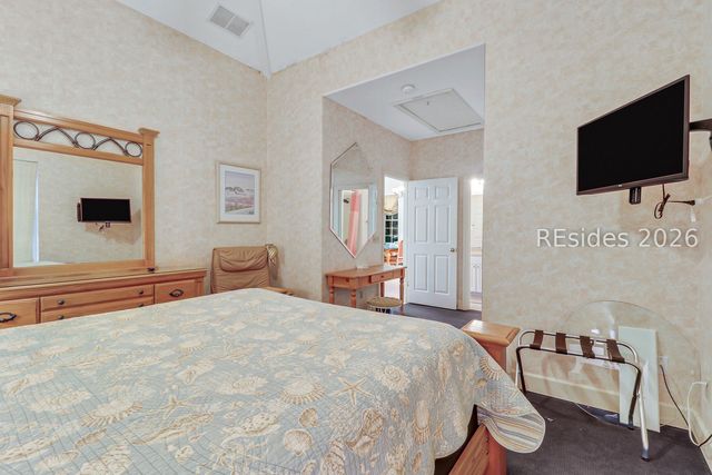 2 Canvasback Rd, Hilton Head Island, SC 29928