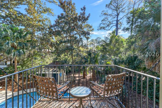 2 Canvasback Rd, Hilton Head Island, SC 29928