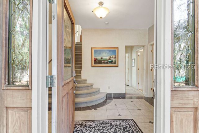 2 Canvasback Rd, Hilton Head Island, SC 29928