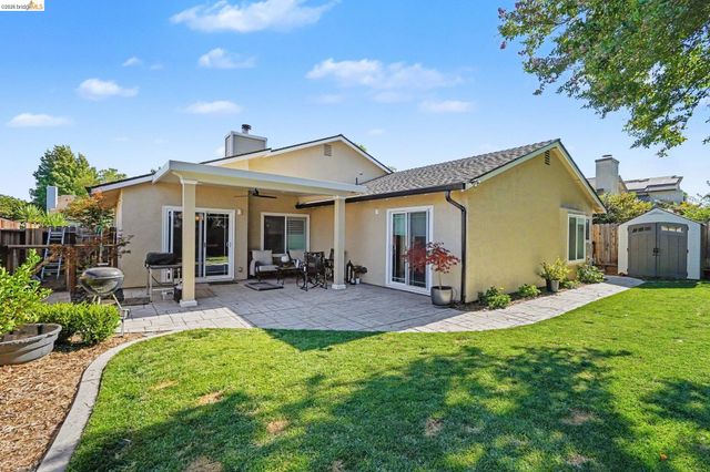 4145 Sequoia Dr, Oakley, CA 94561