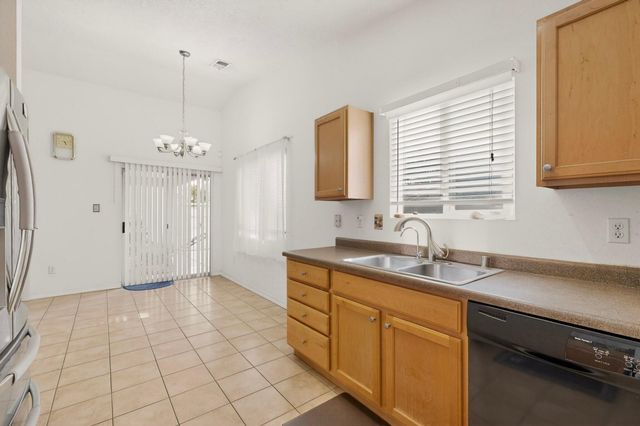 531 Manistee Street SE, Albuquerque, NM 87123