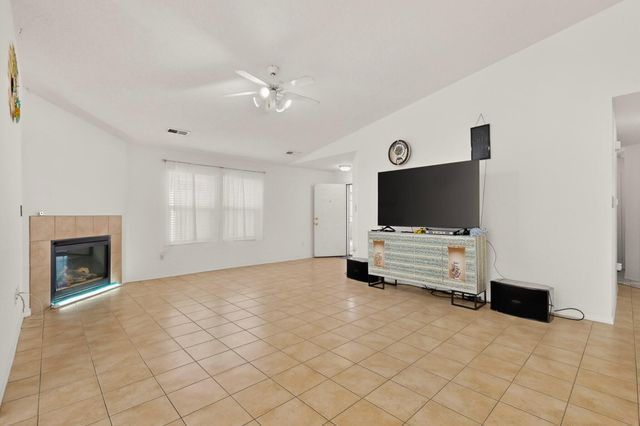 531 Manistee Street SE, Albuquerque, NM 87123
