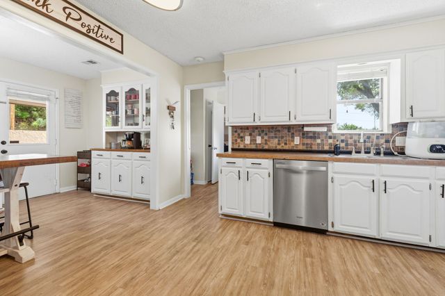 609 Green Valley Drive, Abilene, TX 79601