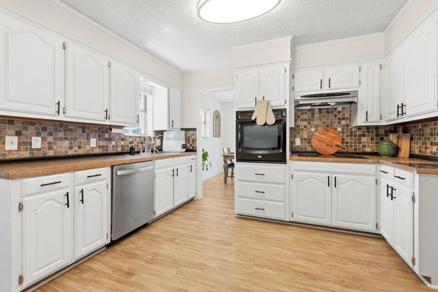 609 Green Valley Drive, Abilene, TX 79601