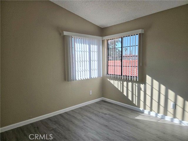 1711 Glenview Drive, Perris, CA 92571