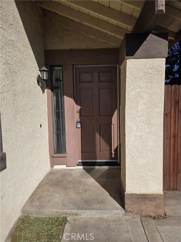 1711 Glenview Drive, Perris, CA 92571