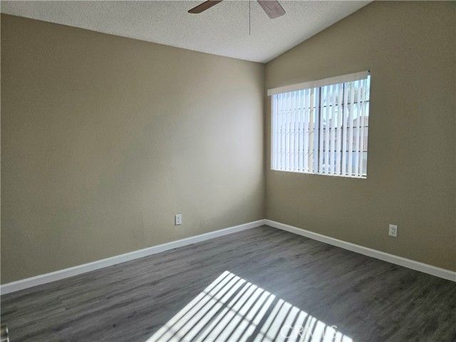 1711 Glenview Drive, Perris, CA 92571